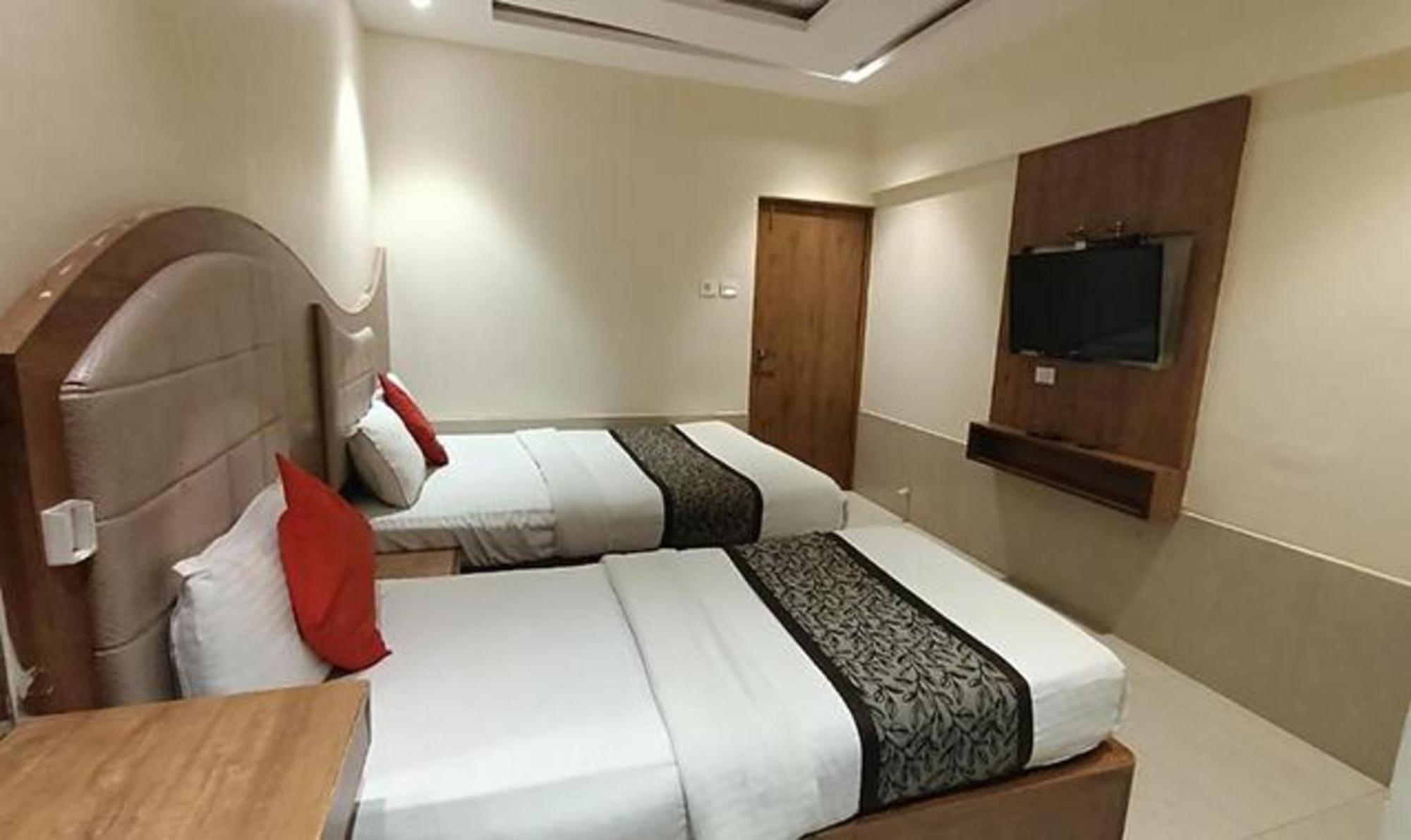 Fabhotel Regal Inn Bombay Exterior foto