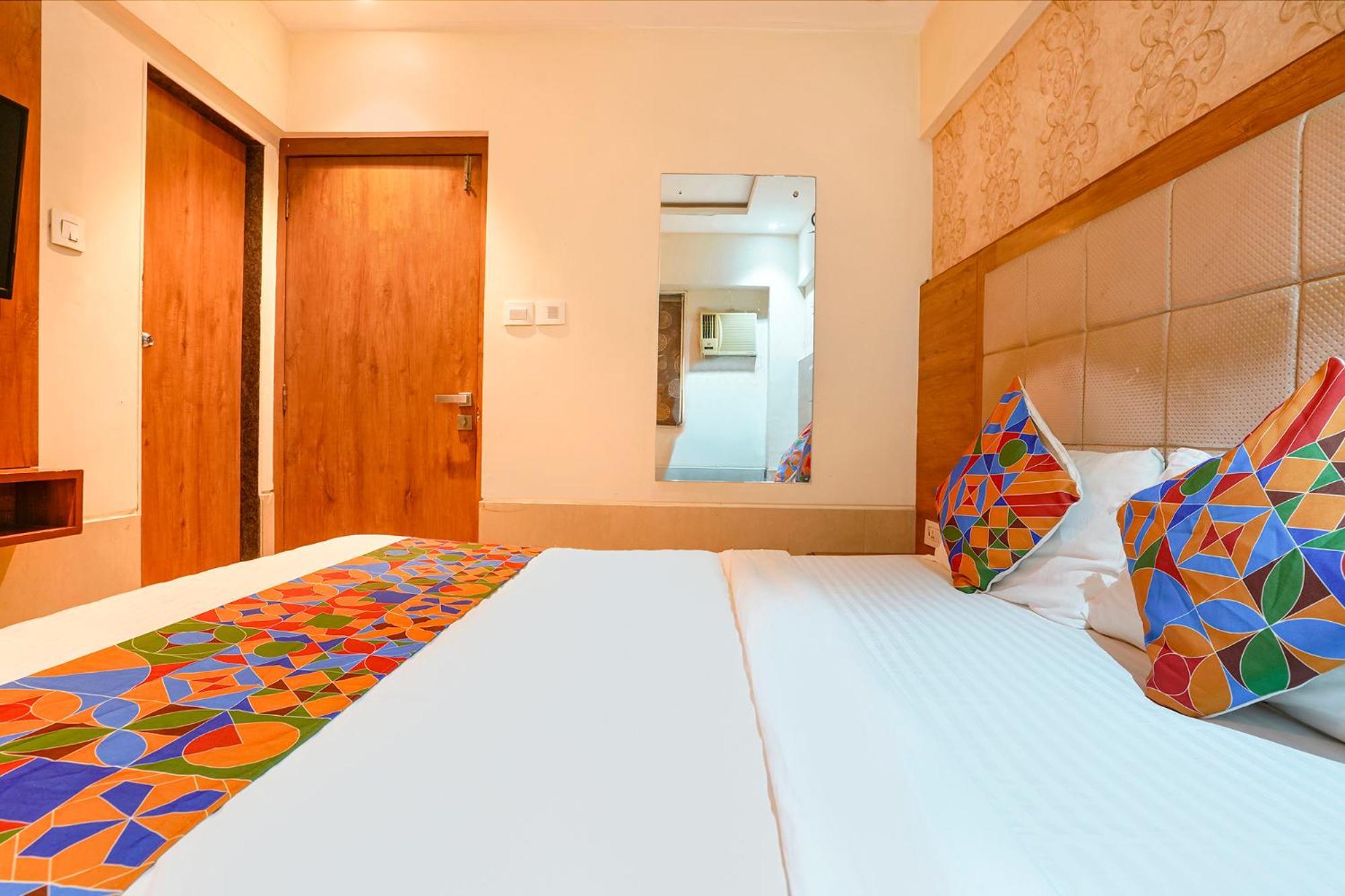Fabhotel Regal Inn Bombay Exterior foto